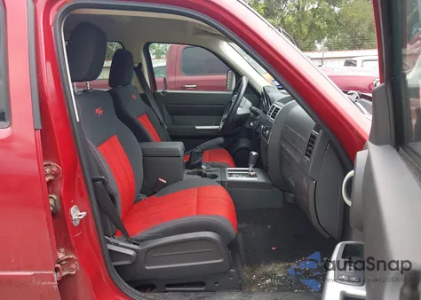 2008 Dodge Nitro Slt/Rt z USA, uszkodzony, nr VIN 1D8GT58628W127399